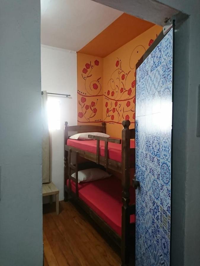 Hostel Calabria Na Vila Madalena Junto A Alegria Da Vila サンパウロ エクステリア 写真