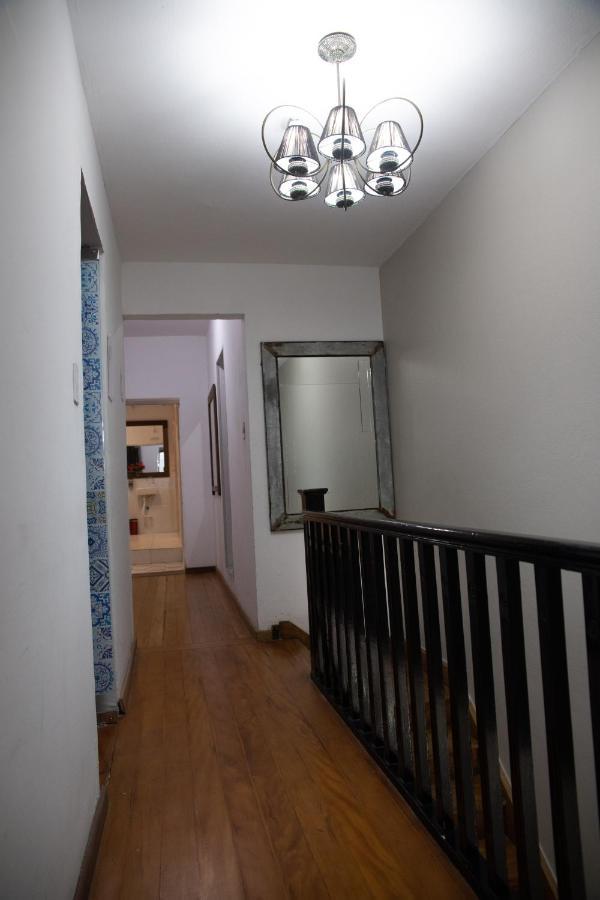 Hostel Calabria Na Vila Madalena Junto A Alegria Da Vila サンパウロ エクステリア 写真