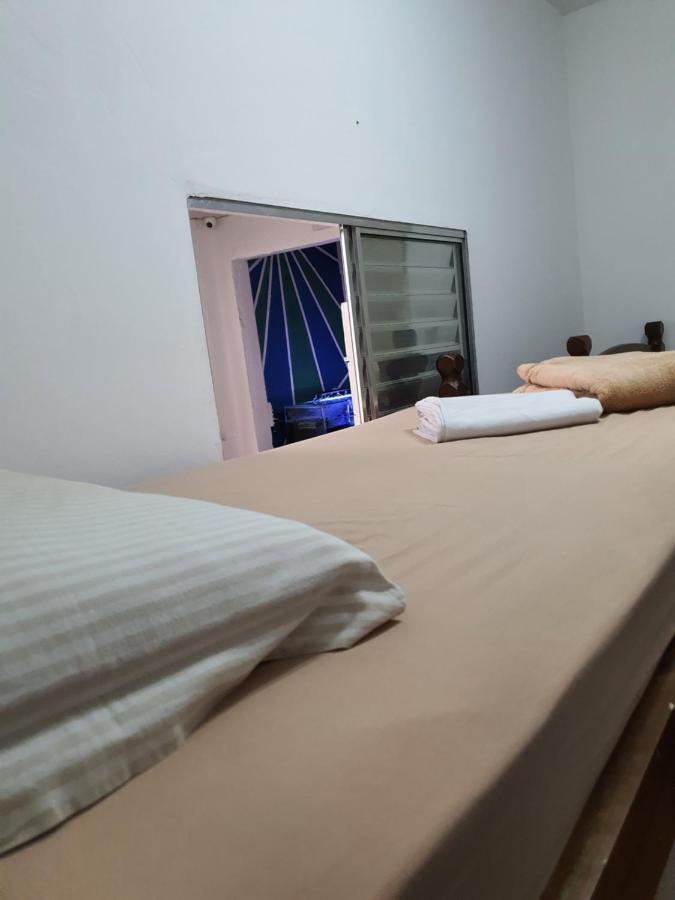 Hostel Calabria Na Vila Madalena Junto A Alegria Da Vila サンパウロ エクステリア 写真