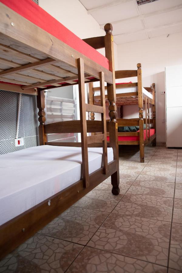 Hostel Calabria Na Vila Madalena Junto A Alegria Da Vila サンパウロ エクステリア 写真